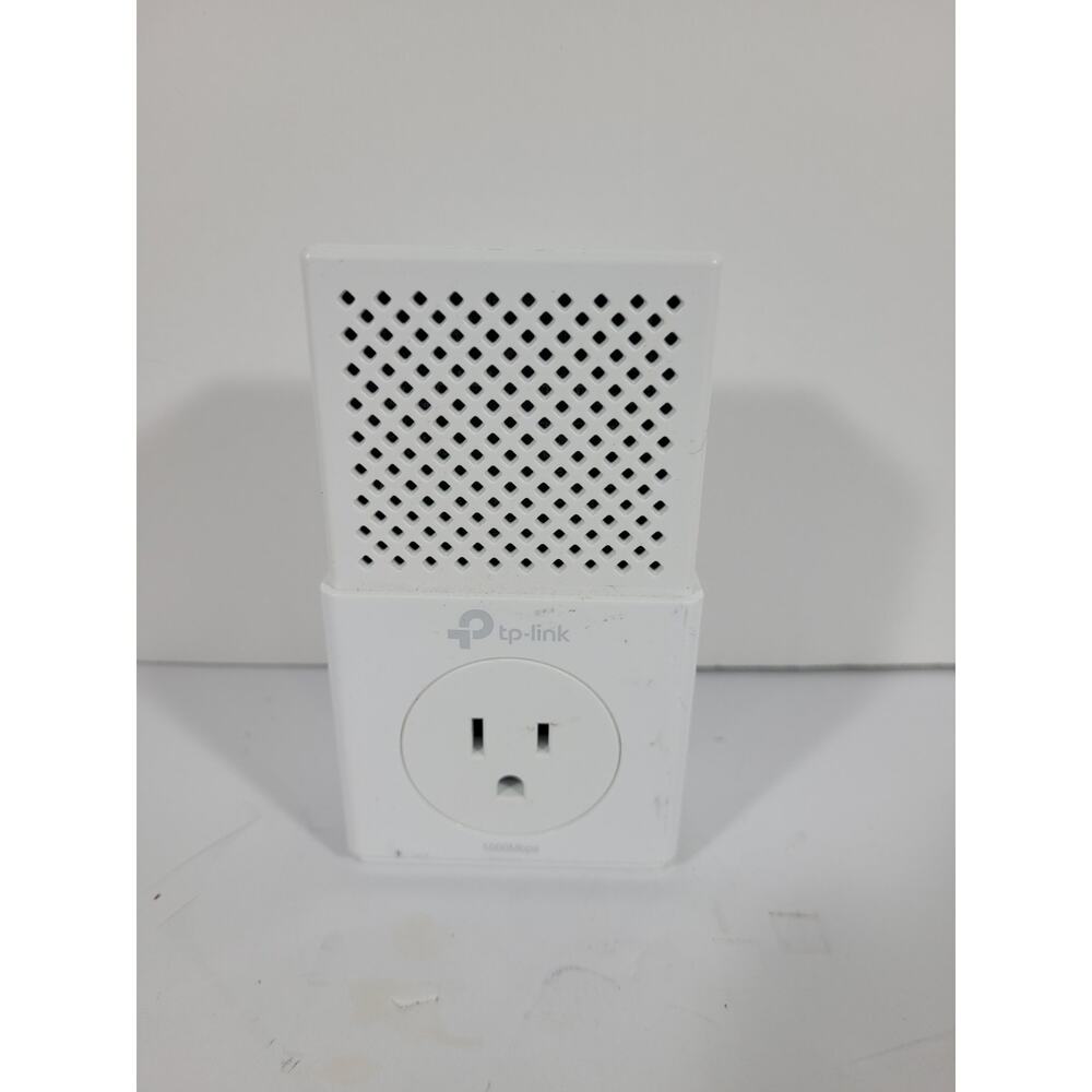 TP-Link TL-PA7010P (US) Passthrough Powerline Adapter AV1000 Mbps, Model PA7010